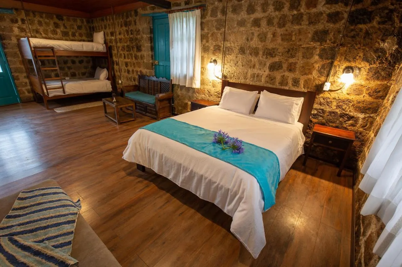 Niebli Historical Farm And Lodge At Pululahua Volcano Ecuador