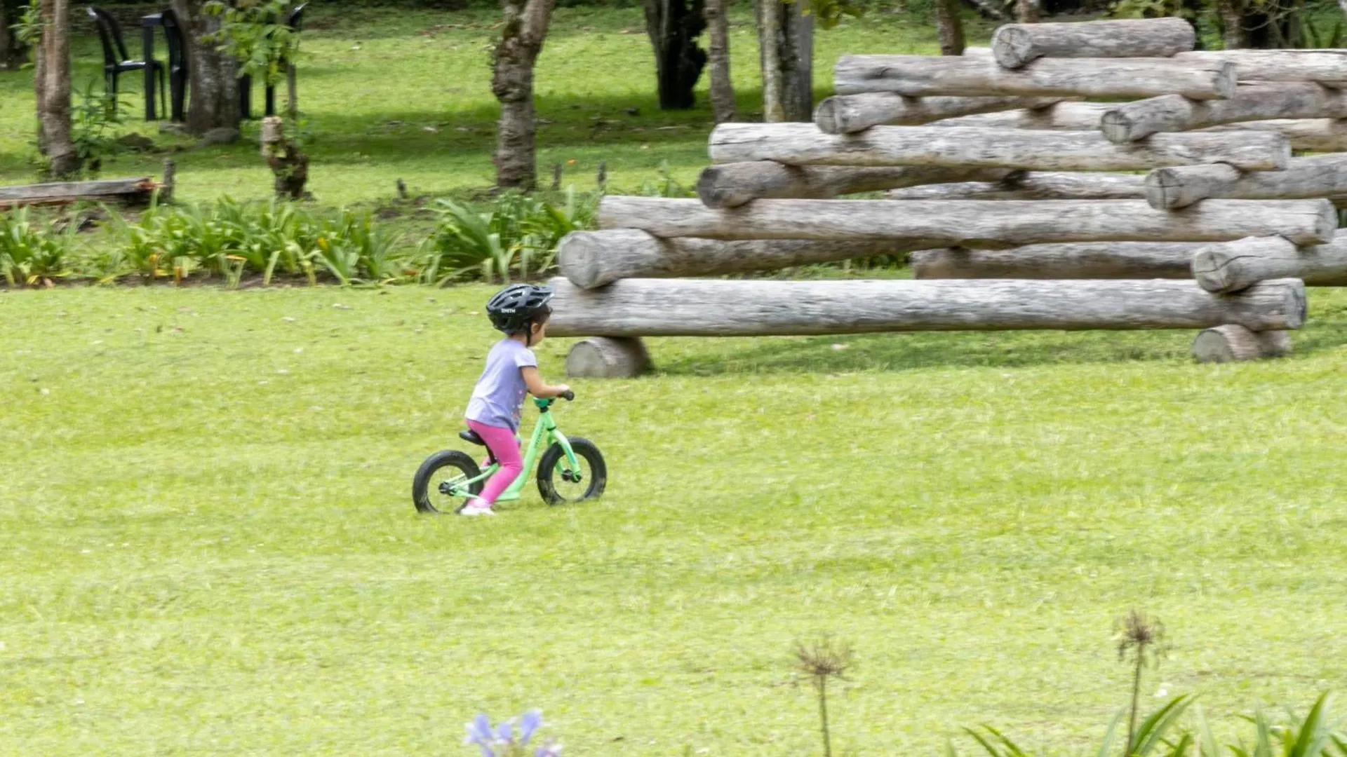 Niebli Historical Farm And Lodge At Pululahua Volcano Quito